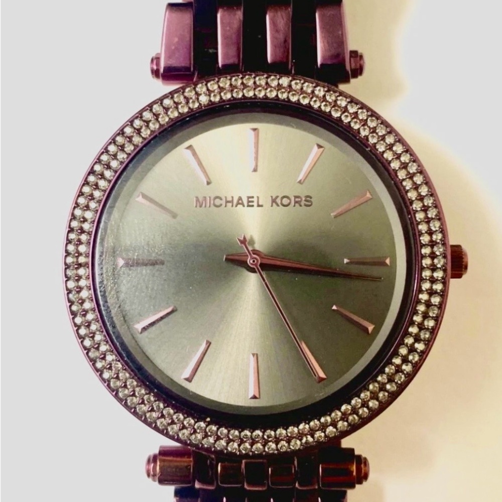 BNWT!!!! Michael Kors Darci Plum Watch - Picture 4 of 11